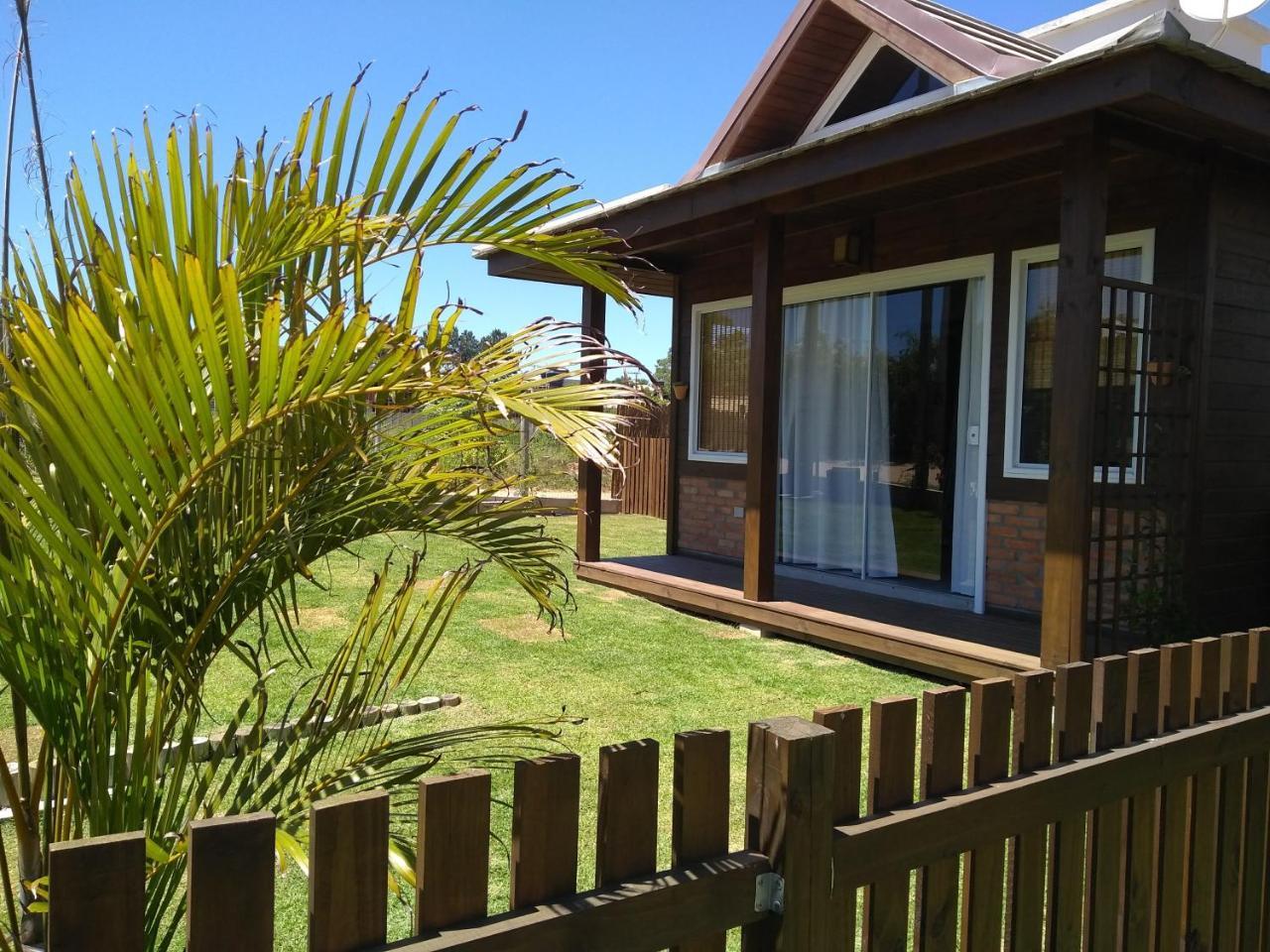 Villa Suhr Cabanas Praia do Rosa Bagian luar foto